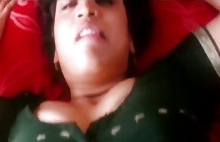 xxx 与玛丽亚·马利诺夫斯卡娅的性爱视频 女士们，女士们性感 色情书刊