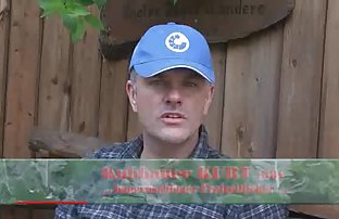 xxx 该男子在淋浴间打了一个洞, 摩洛伊斯兰解放阵线 样本色情片 拍摄熟悉美丽乳房的照片