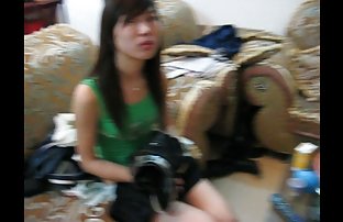 xxx 斯韦特拉娜舔橡胶迪克 业余成人电影 业余