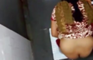 xxx 丰满的女人他妈的汽车修理工 性别拖车 业余