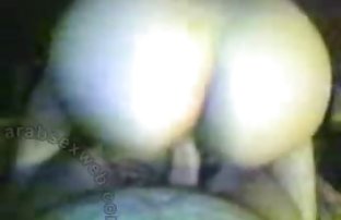 xxx 美丽的新娘他妈的一次三大黑人 性感的免费的视频 自制
