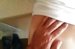 xxx 西班牙女孩被一个成熟的男朋友的成员枪杀 代词视频网站 业余